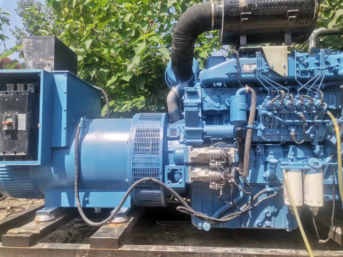 南华详细说明降低 800kW 柴油发电机输出电流波动的方法